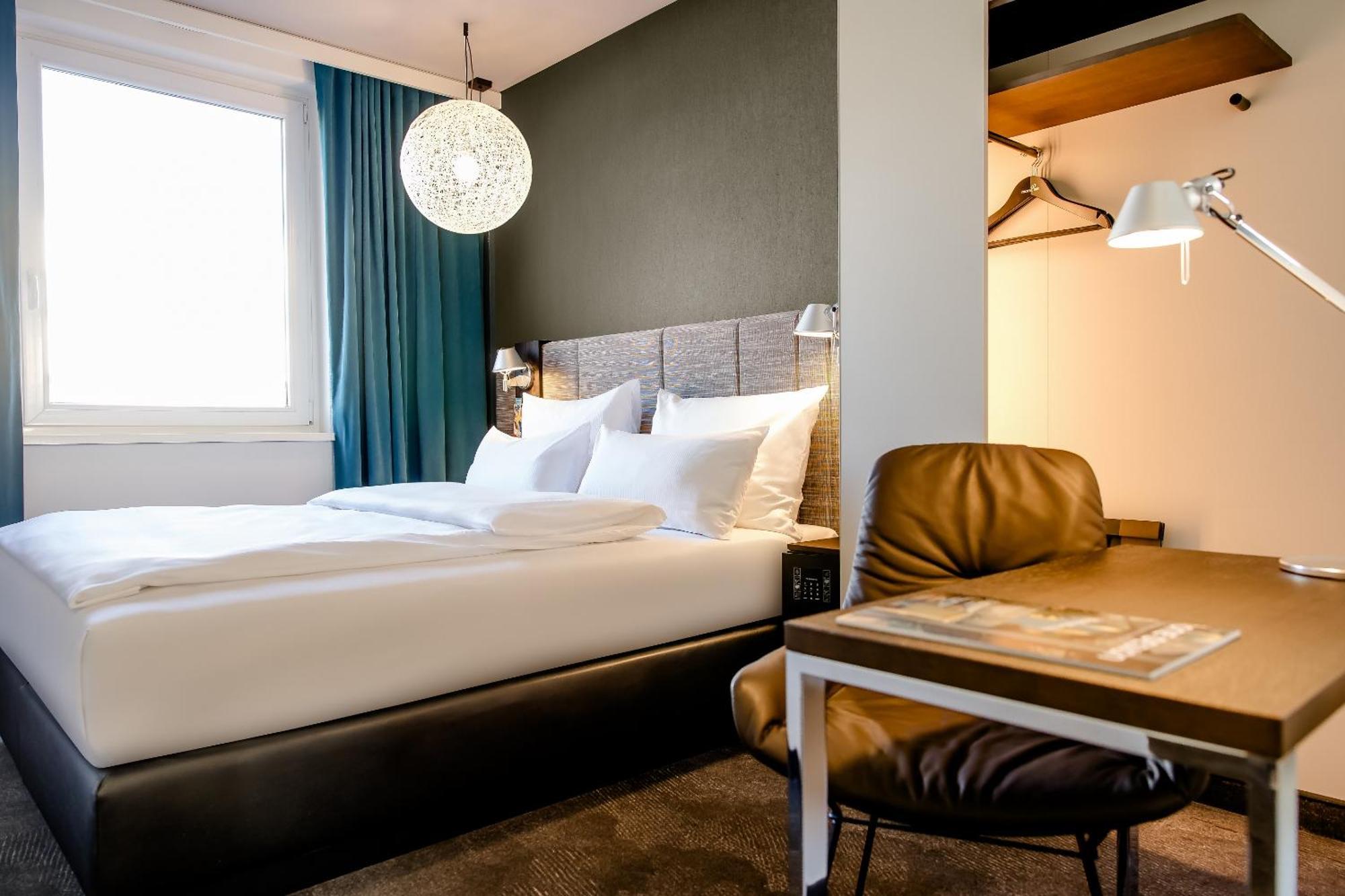 Motel One Nuernberg-City Εξωτερικό φωτογραφία