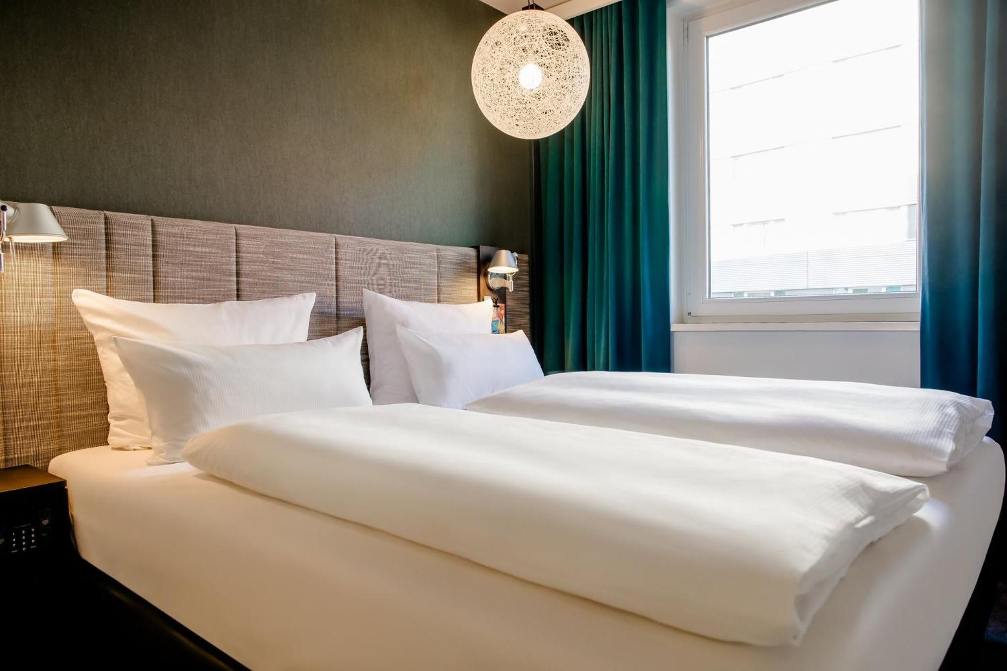 Motel One Nuernberg-City Εξωτερικό φωτογραφία