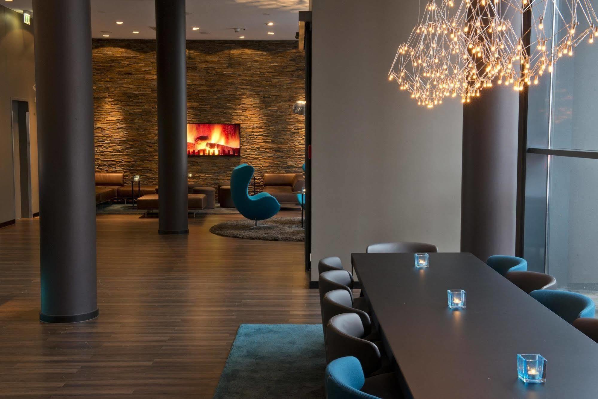 Motel One Nuernberg-City Εξωτερικό φωτογραφία