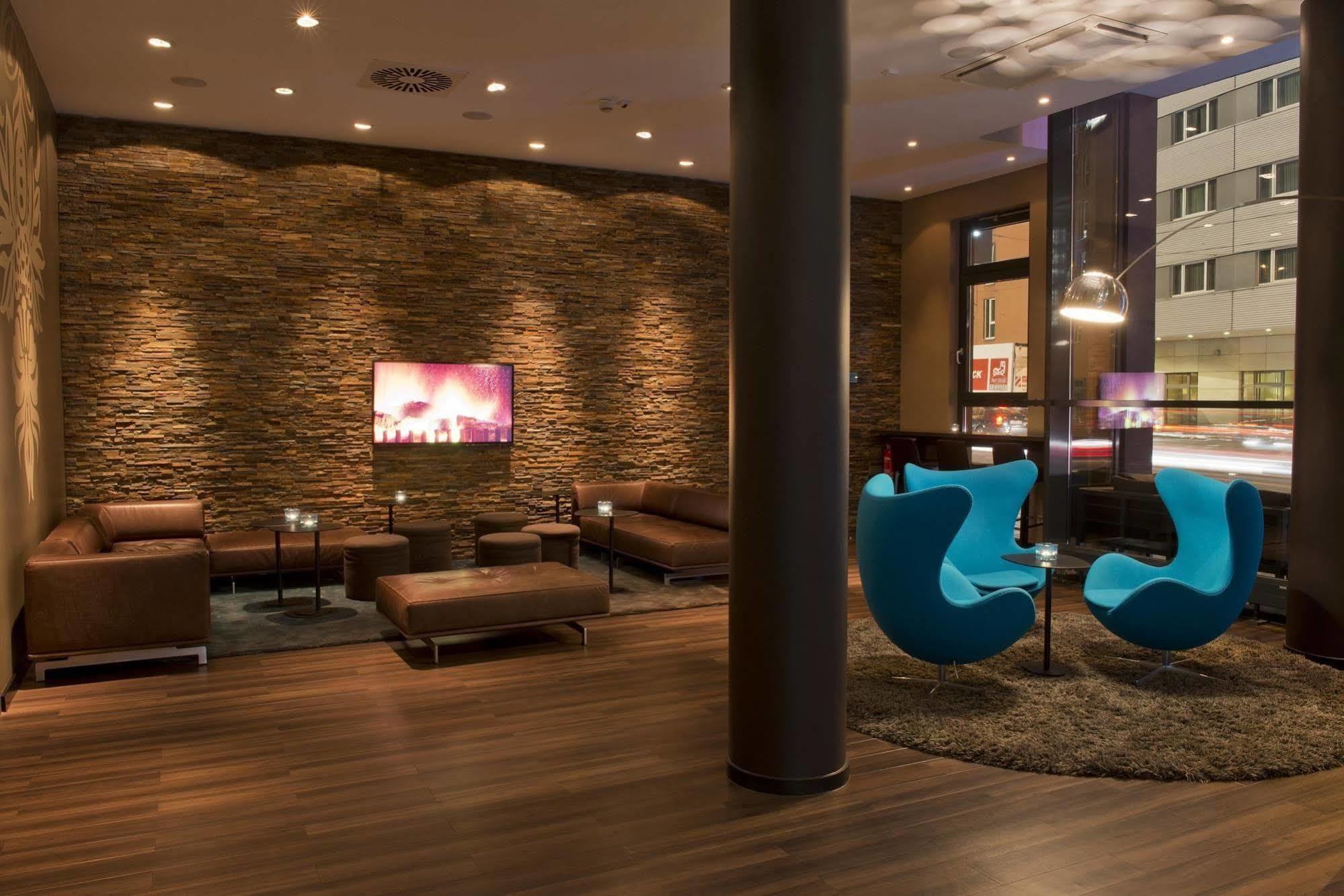 Motel One Nuernberg-City Εξωτερικό φωτογραφία