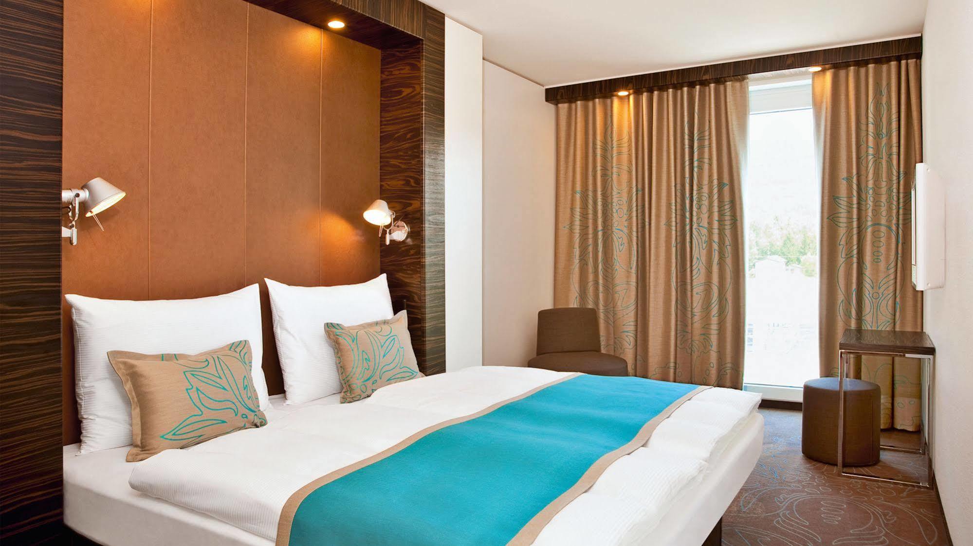 Motel One Nuernberg-City Εξωτερικό φωτογραφία